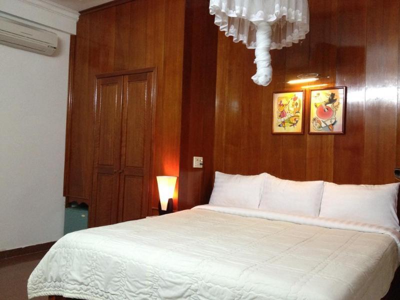 Thanh Binh Central Hotel Хойан Экстерьер фото