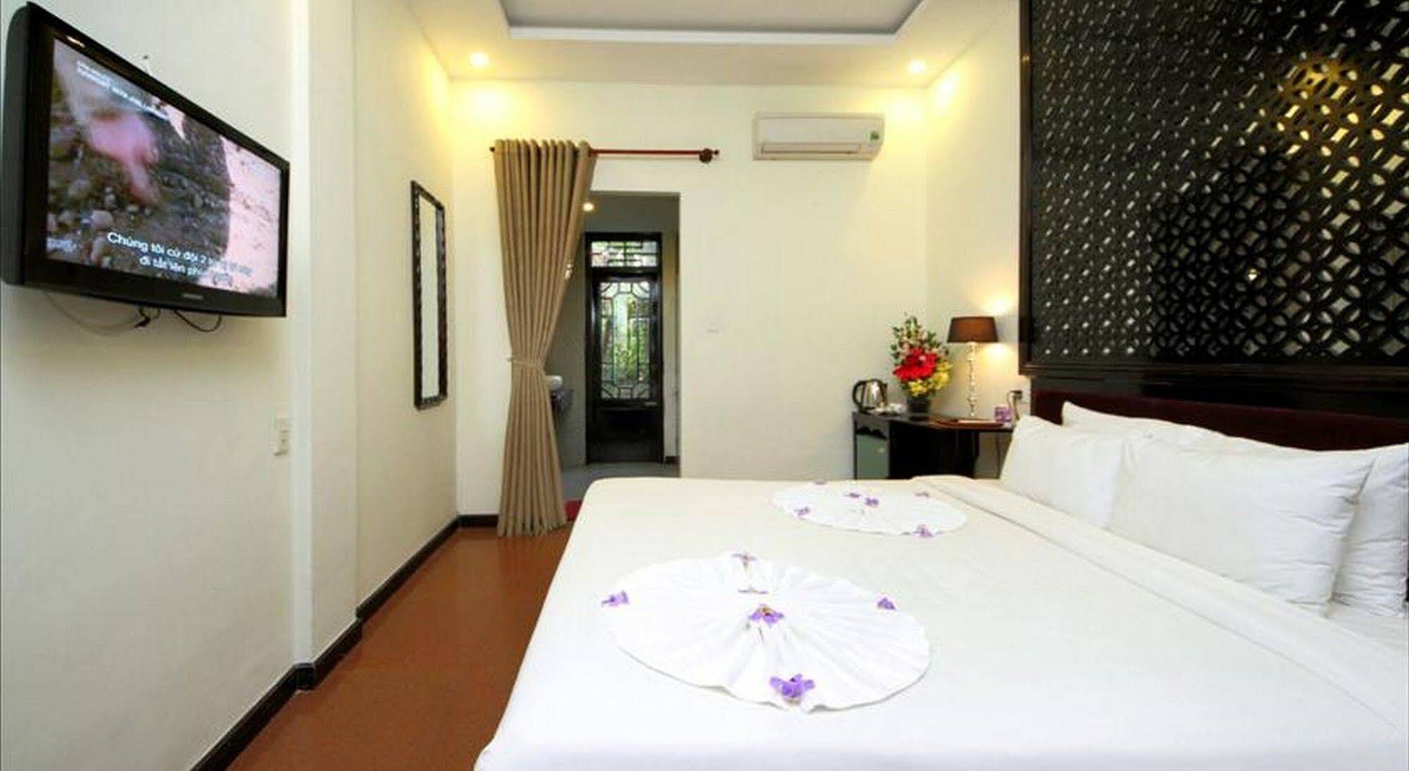 Thanh Binh Central Hotel Хойан Экстерьер фото